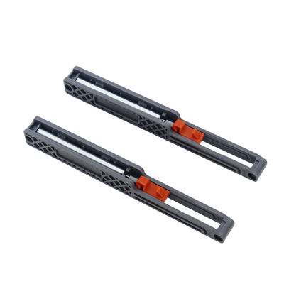 آهن و نایلون درب تاشو چرخ لوله لوازم جانبی برای درب کشویی 8.5cm*11cm