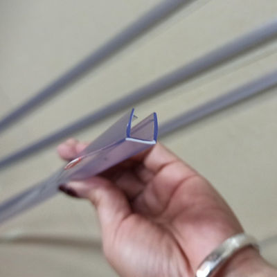 قیمت خوب شاور سیلیکون مهر و موم نوار برای 120 اینچ درب شیشه ای جلوگیری از نشت و جلوگیری از آسیب آب آنلاین